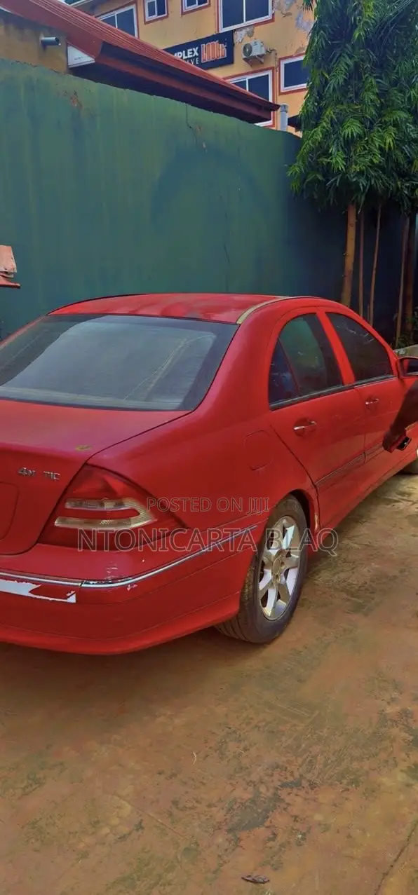 Mercedes-Benz C280 2009 Red