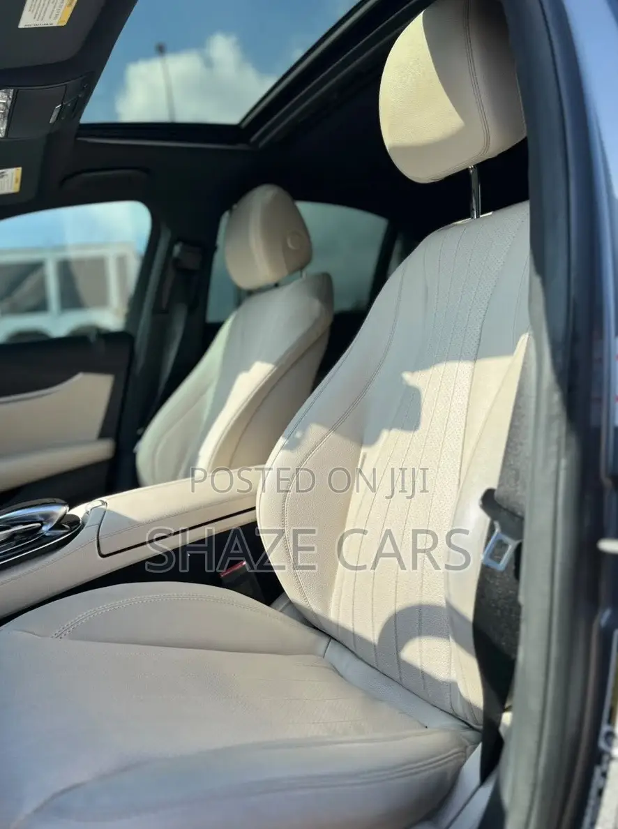 Mercedes-Benz E300 2017 Gray
