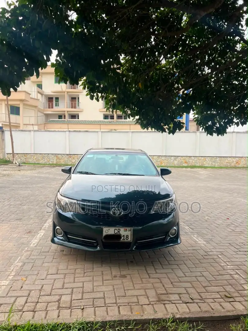 Toyota Camry SE 4dr Sedan (2.5L 4cyl 6A) 2014 Blue