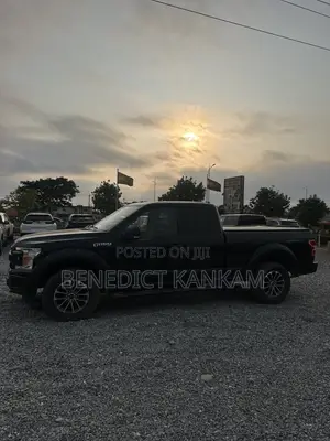 Ford F-150 XLT 4x4 SuperCab Styleside 8 ft. box 163 in. WB 2018 Black