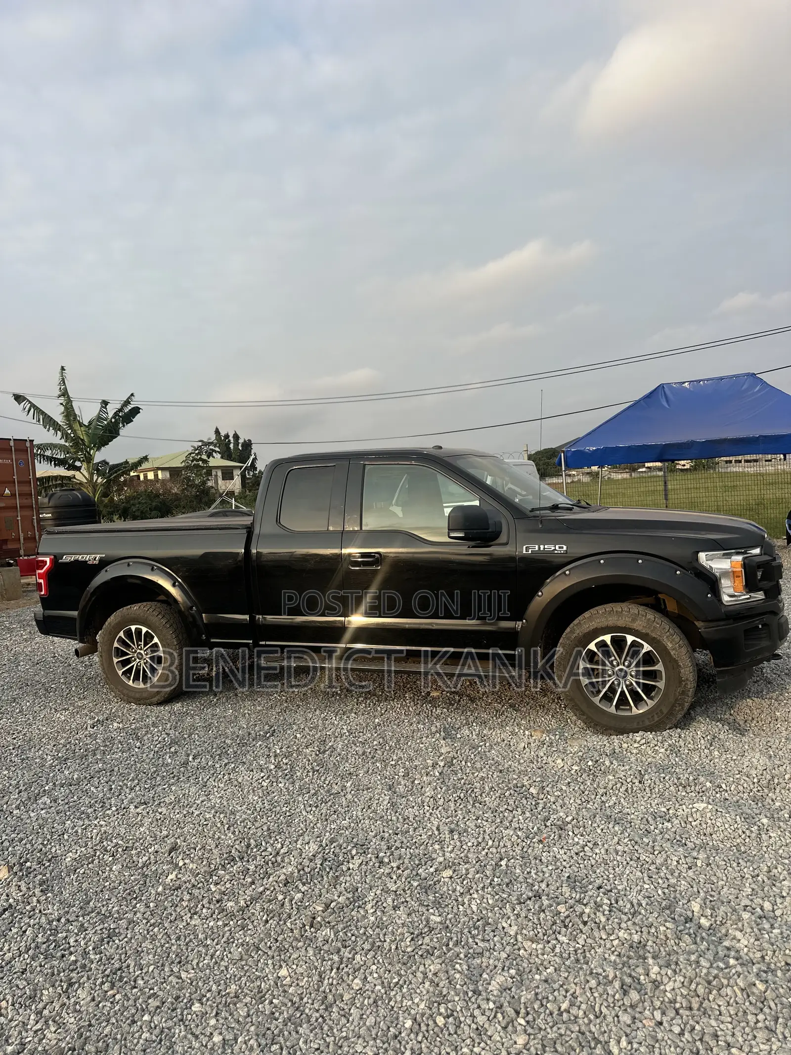 Ford F-150 XLT 4x4 SuperCab Styleside 8 ft. box 163 in. WB 2018 Black