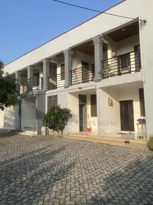 2bdrm Bedsitter in Chislon Broker’S, Adam Nana for rent