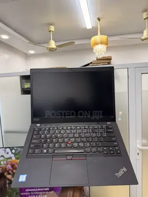 Laptop Lenovo ThinkPad T490s 8GB Intel Core i5 SSD 256GB