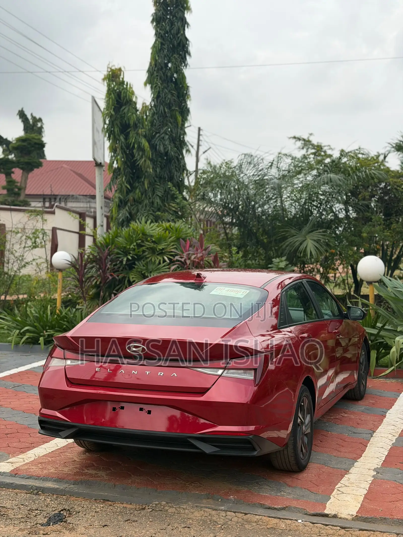 Hyundai Elantra 2021 Red