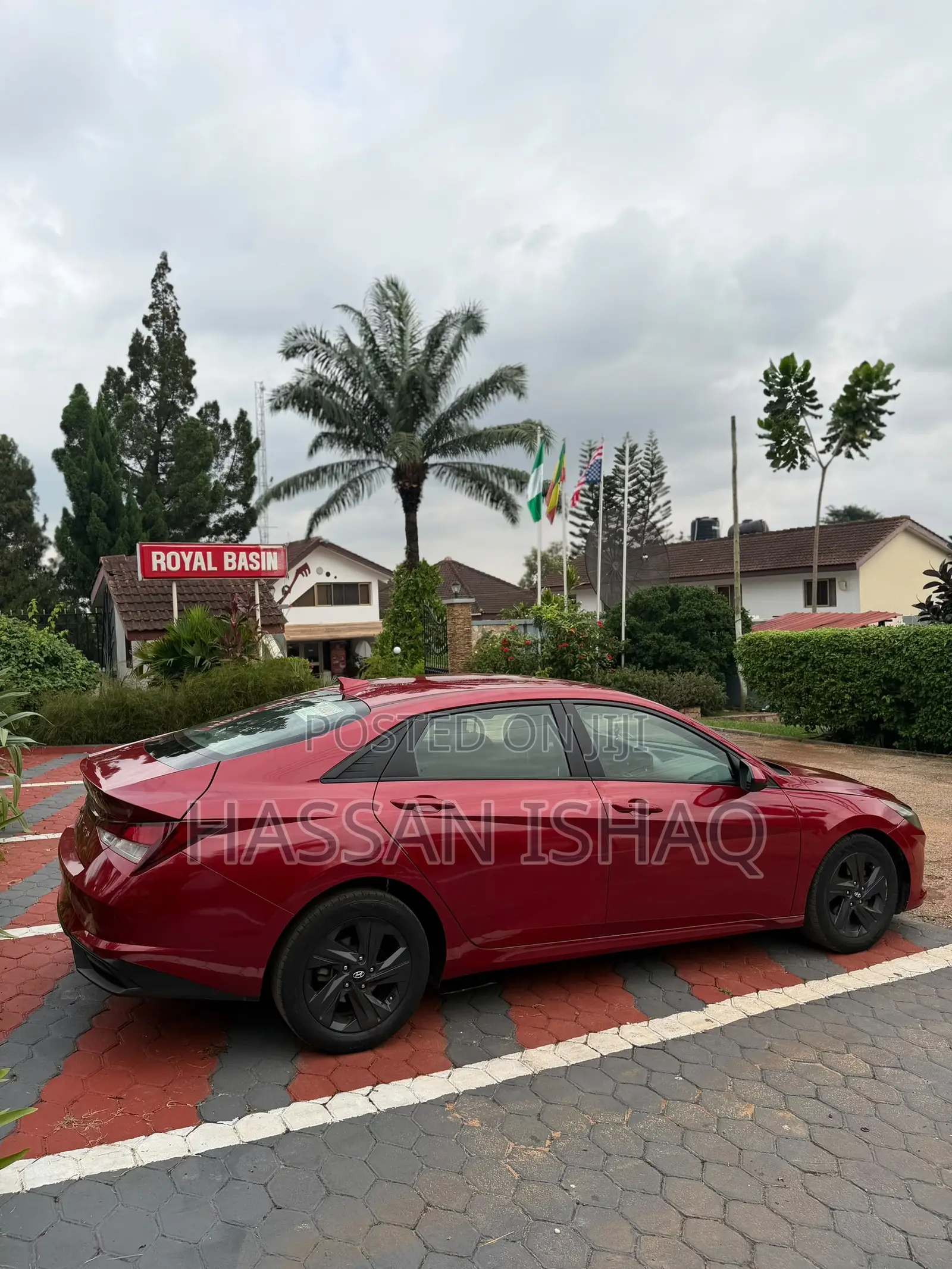 Hyundai Elantra 2021 Red