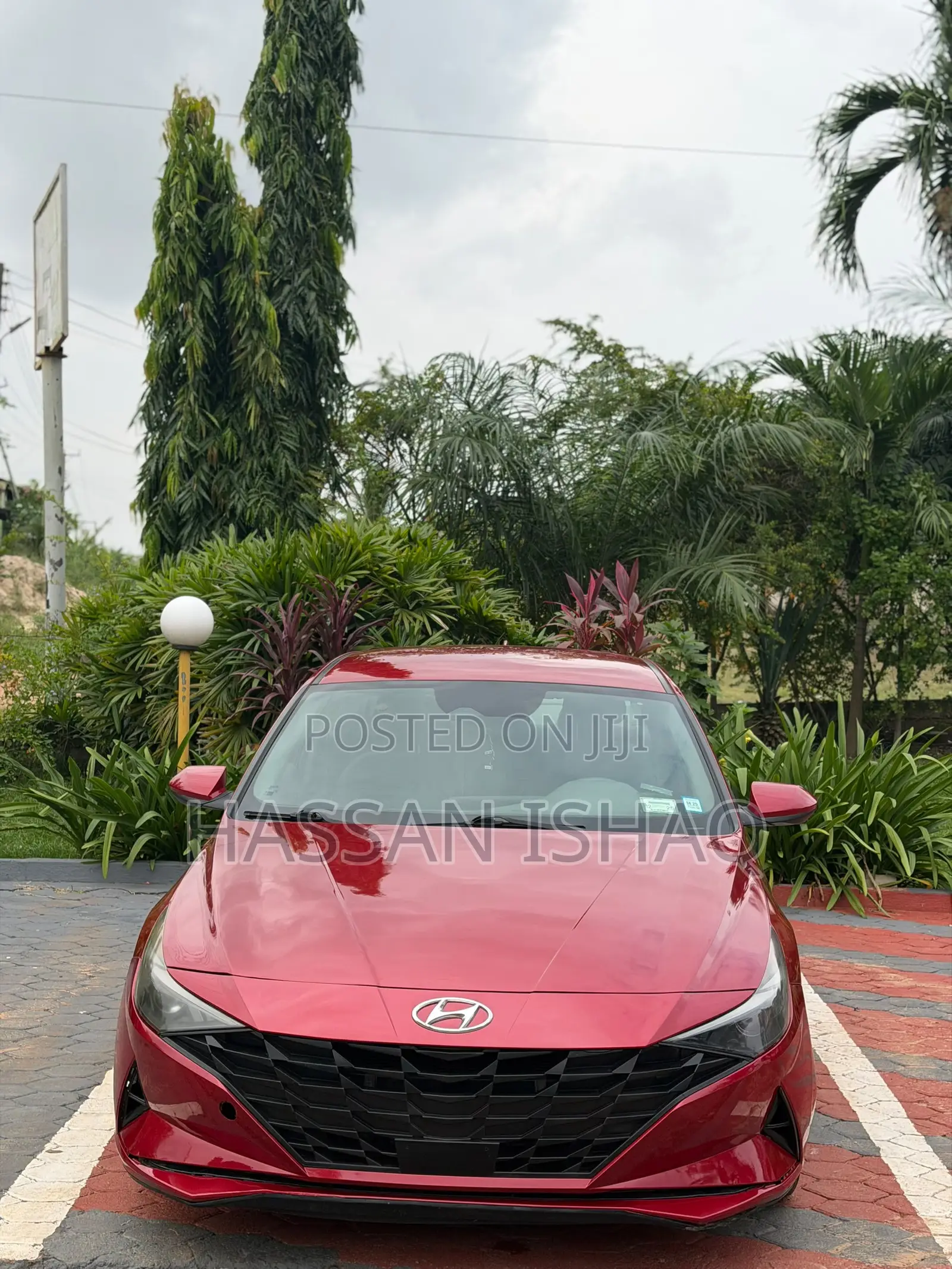 Hyundai Elantra 2021 Red