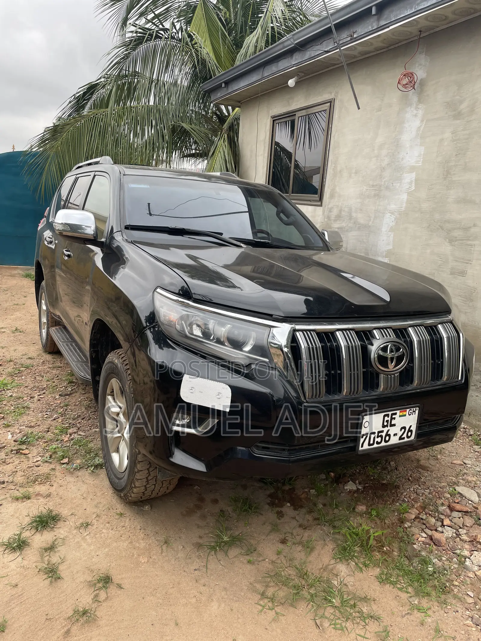 Toyota Land Cruiser Prado 2022 Black