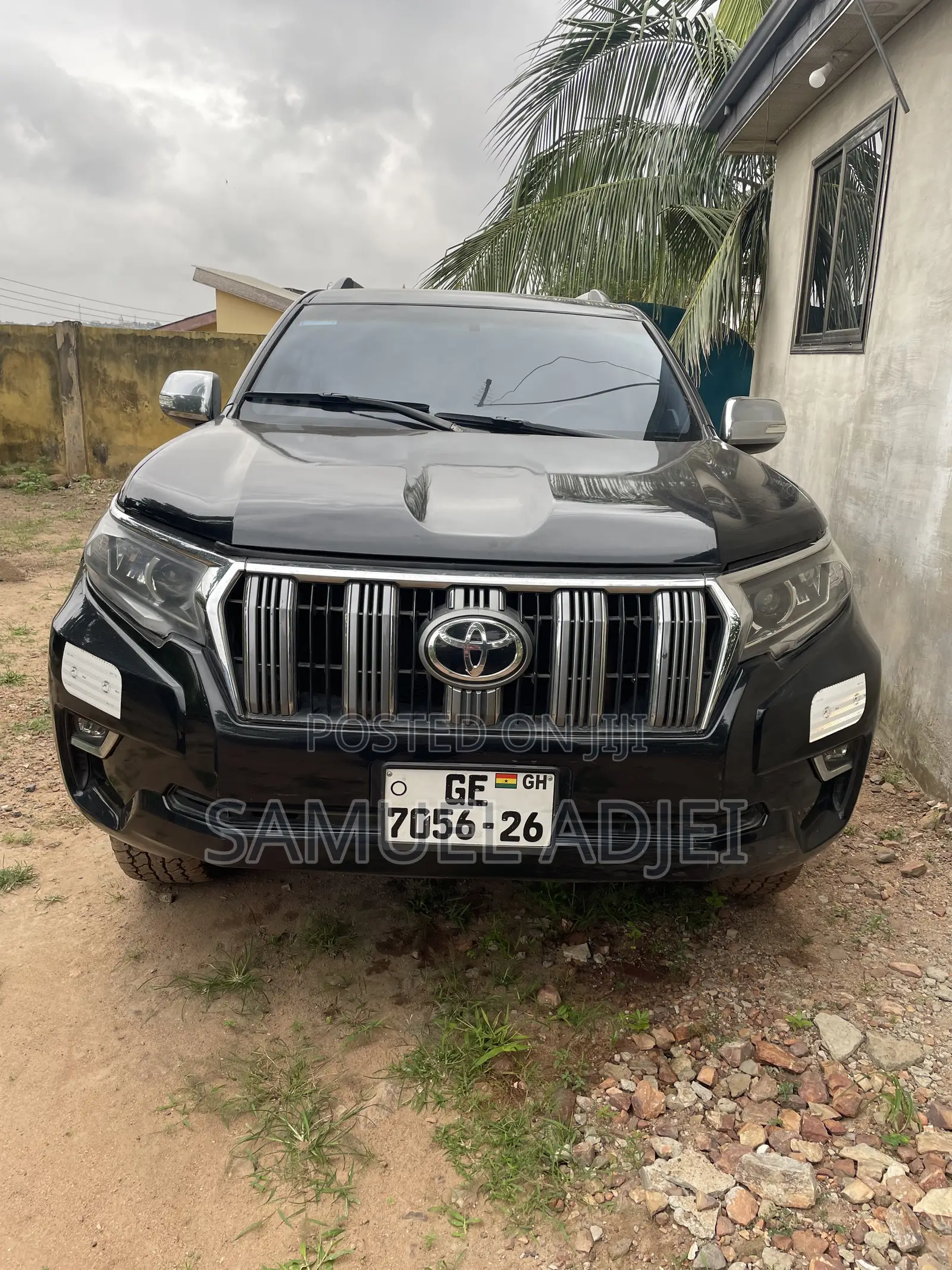 Toyota Land Cruiser Prado 2022 Black