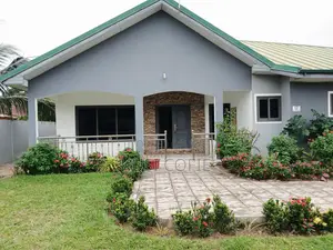 4bdrm Bungalow in Pure Water for rent