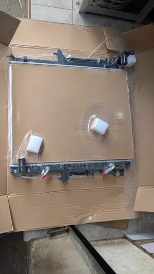 Mitsubishi L200 2016,2017,2018,2019,2020,2021 Radiator / Water Tank