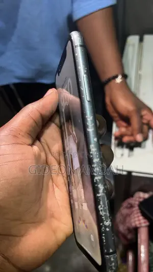 Apple iPhone 11 64 GB Black