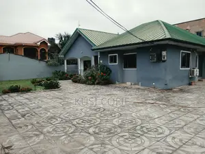 4bdrm Bungalow in Pure Water for rent