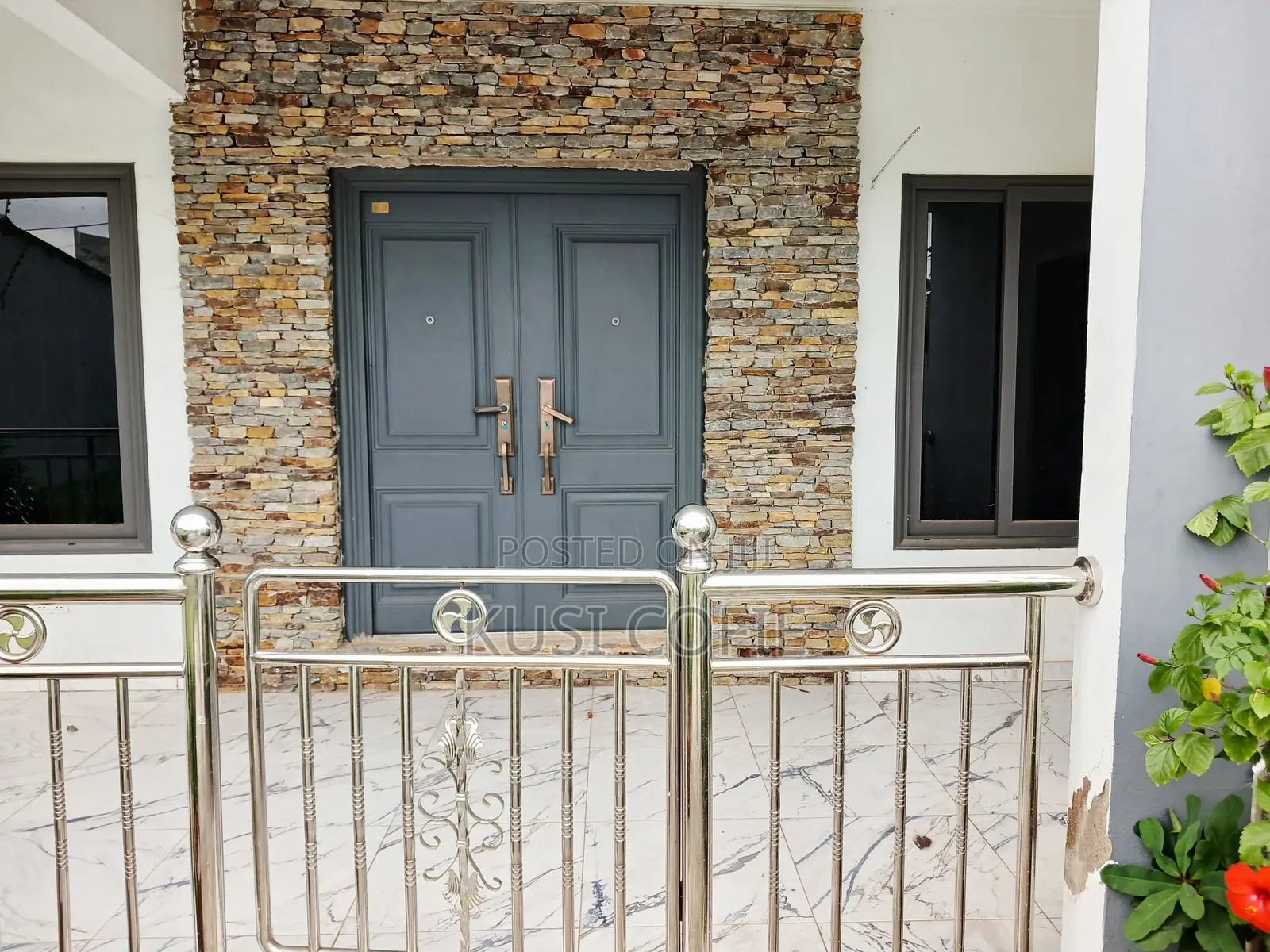 4bdrm Bungalow in Pure Water for rent