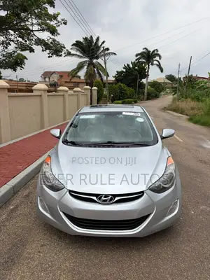 Hyundai Elantra GLS Sedan FWD (1.8L 4cyl 6A) 2013 Silver