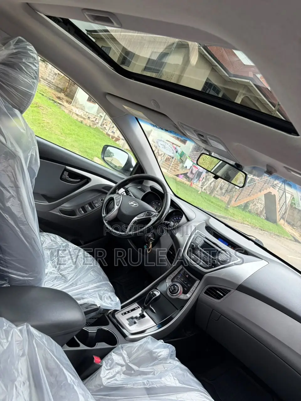 Hyundai Elantra GLS Sedan FWD (1.8L 4cyl 6A) 2013 Silver