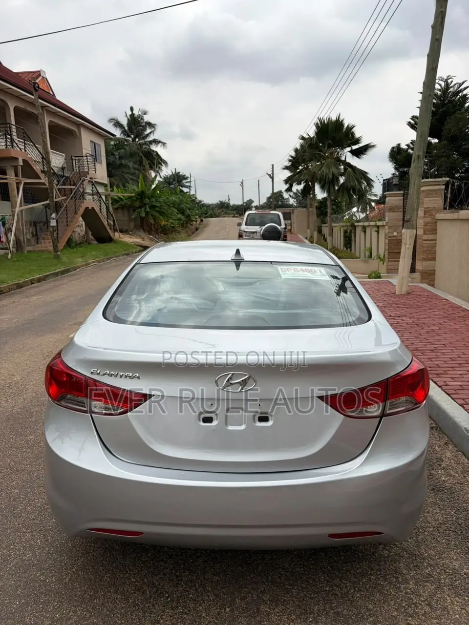 Hyundai Elantra GLS Sedan FWD (1.8L 4cyl 6A) 2013 Silver