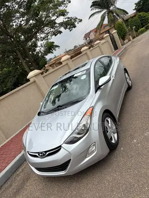 Hyundai Elantra GLS Sedan FWD (1.8L 4cyl 6A) 2013 Silver