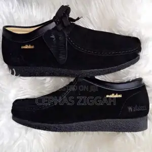 Wallabees Suede