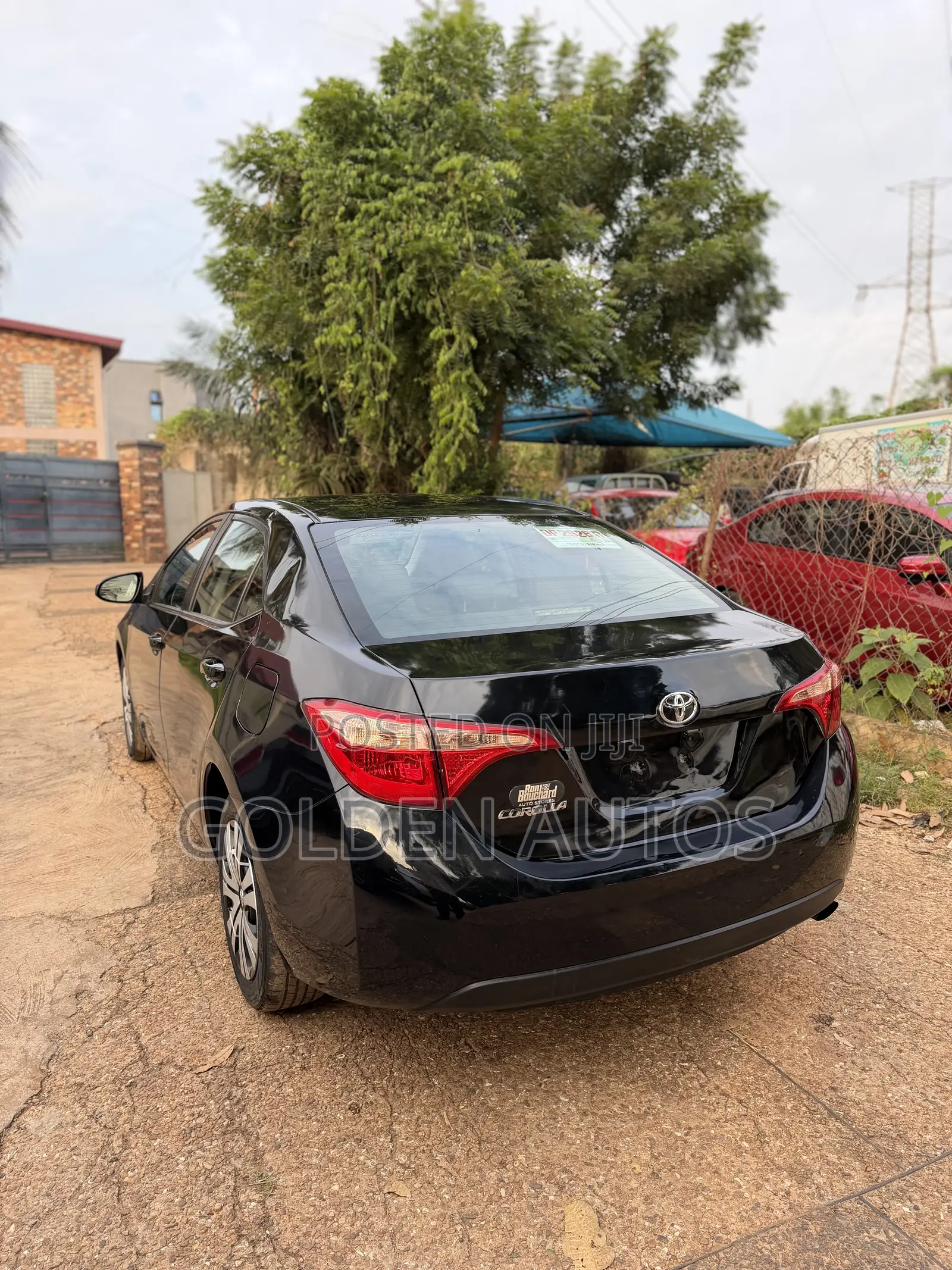 Toyota Corolla LE (1.8L 4cyl 2A) 2019 Black