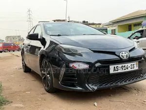 Toyota Corolla SE (1.8L 4cyl 2A) 2018 Gray