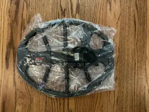Minelab Equinox 900 Metal Detector With Pro Find
