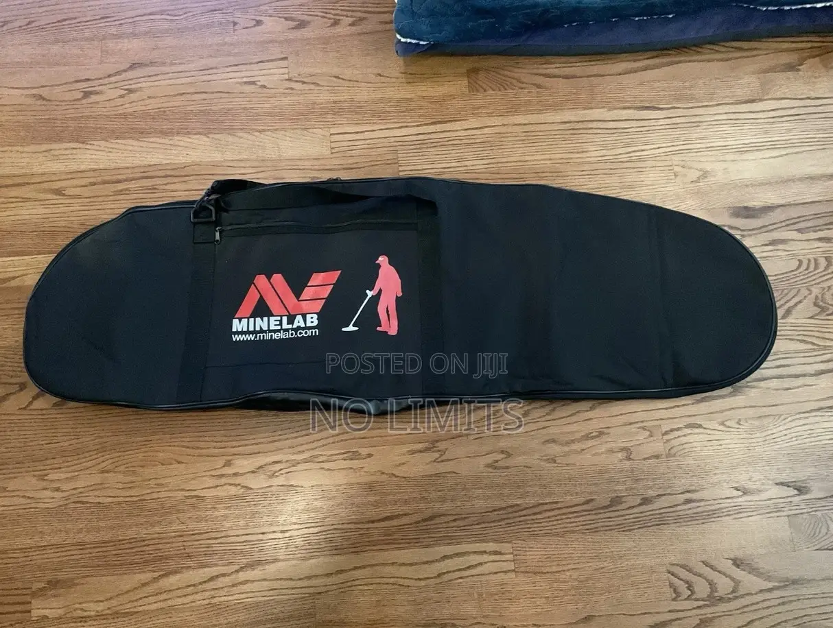 Minelab Equinox 900 Metal Detector With Pro Find