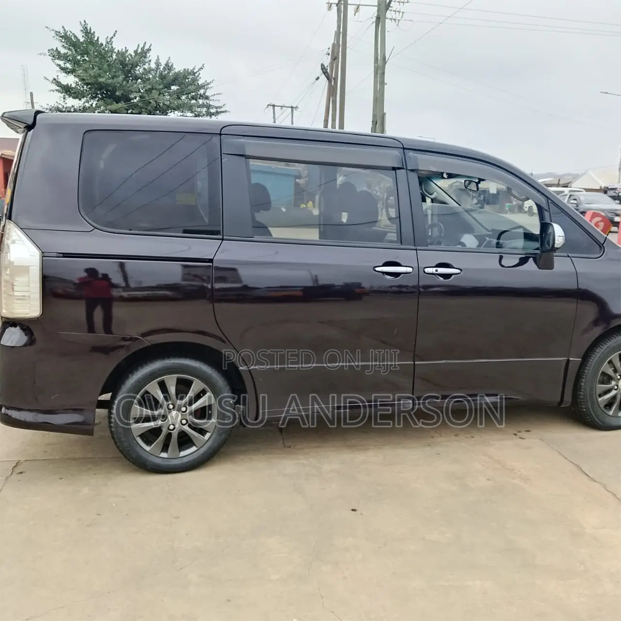 Toyota Voxy 2013 Black