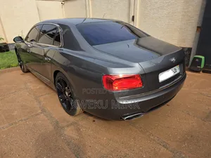 Bentley Flying Spur 2016 Gray