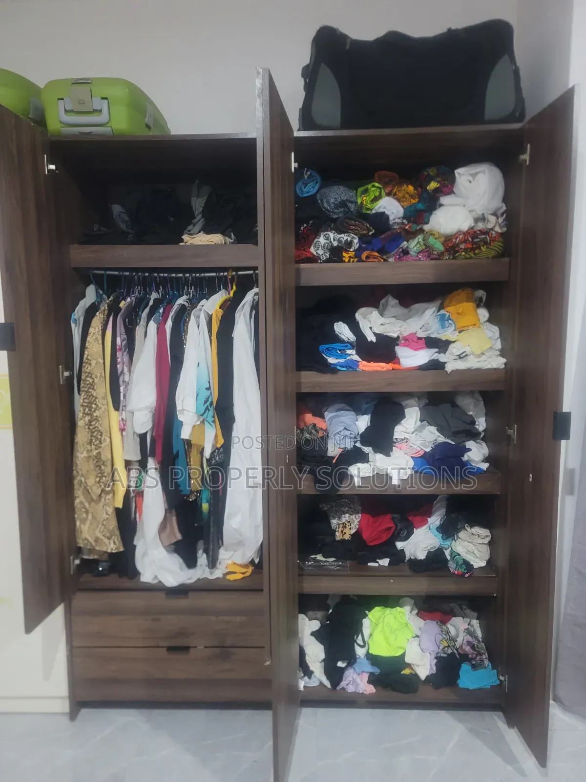 2 in 1Used Wardrobe