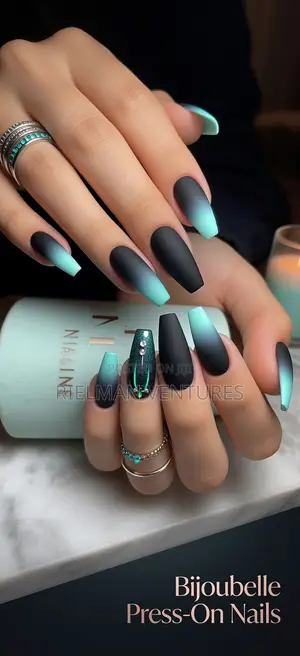 Press-on Nails