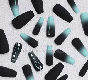 Press-on Nails
