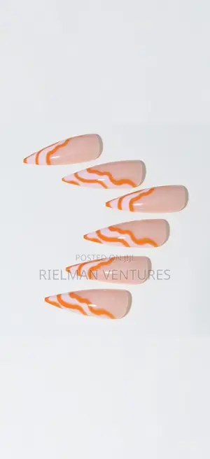 Press-on Nails