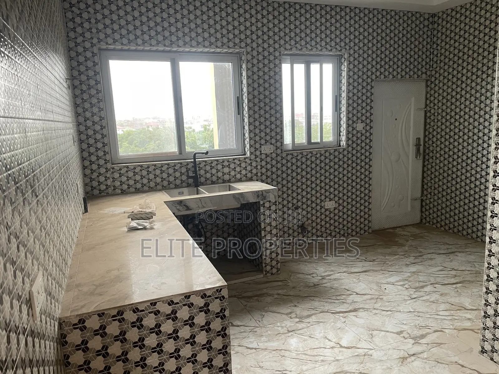 2bdrm Apartment in Hfc Phase 2, Community 25 for rent