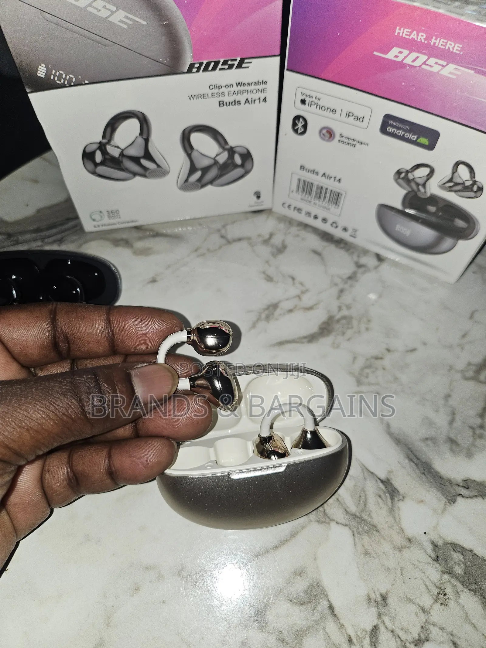 Bose Clip-on Wearable Buds