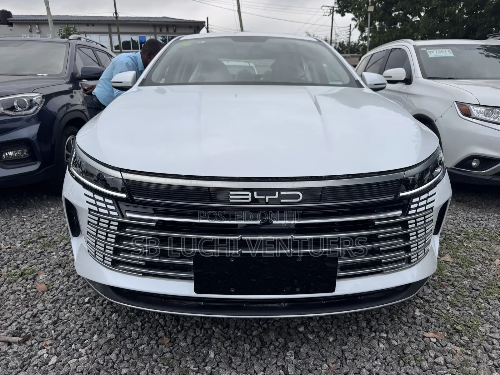 BYD Destroyer 05 DM-i 1.5 Hybrid FWD 2024 White
