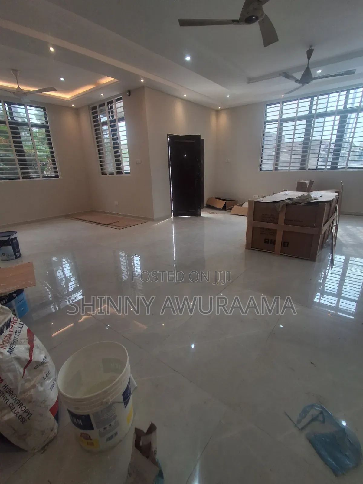 3bdrm Apartment in Nanakrom Kfc, School Junction for rent