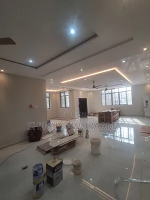 3bdrm Apartment in Nanakrom Kfc, School Junction for rent