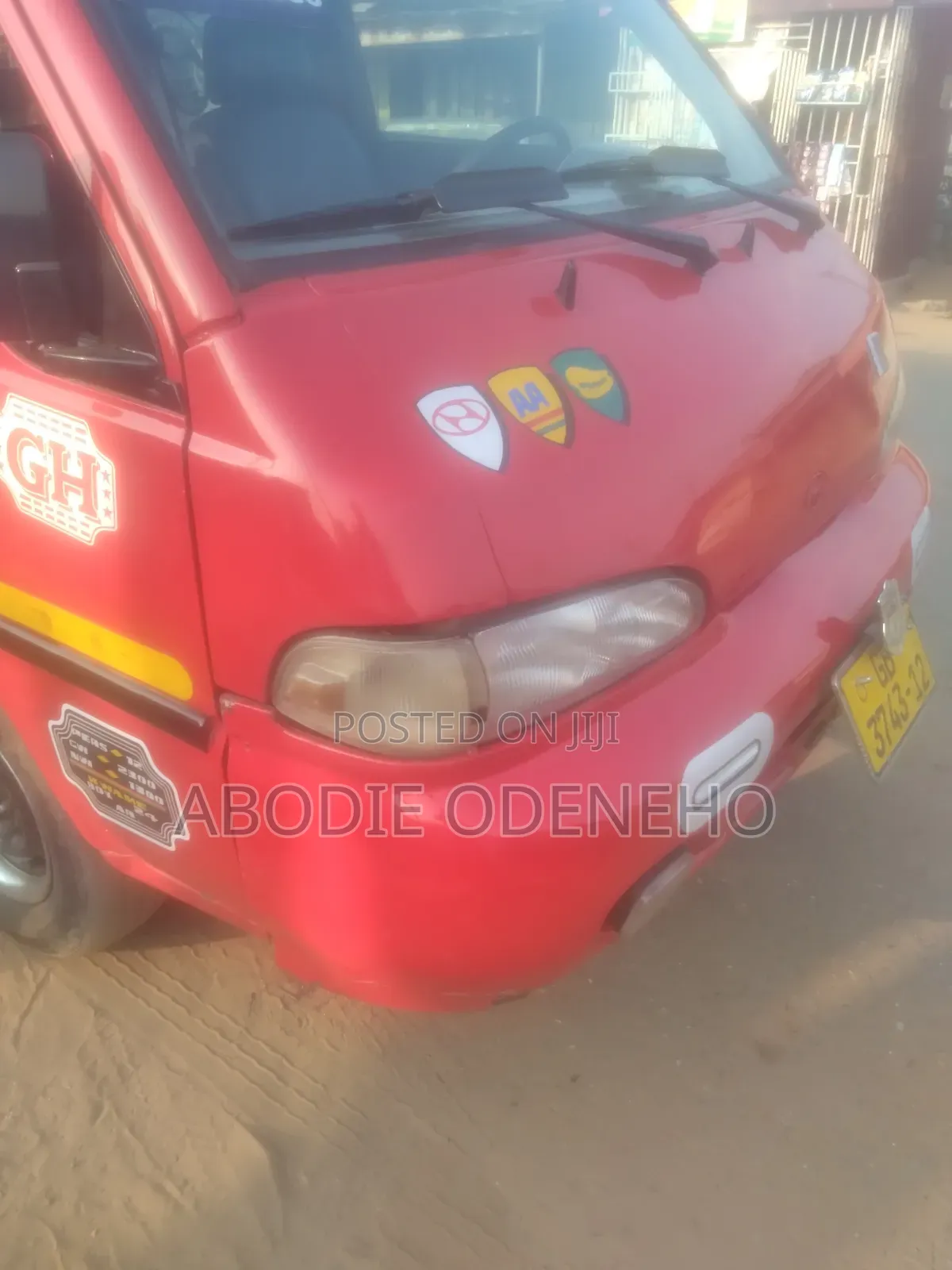 Hyundai H-100 2004 Red