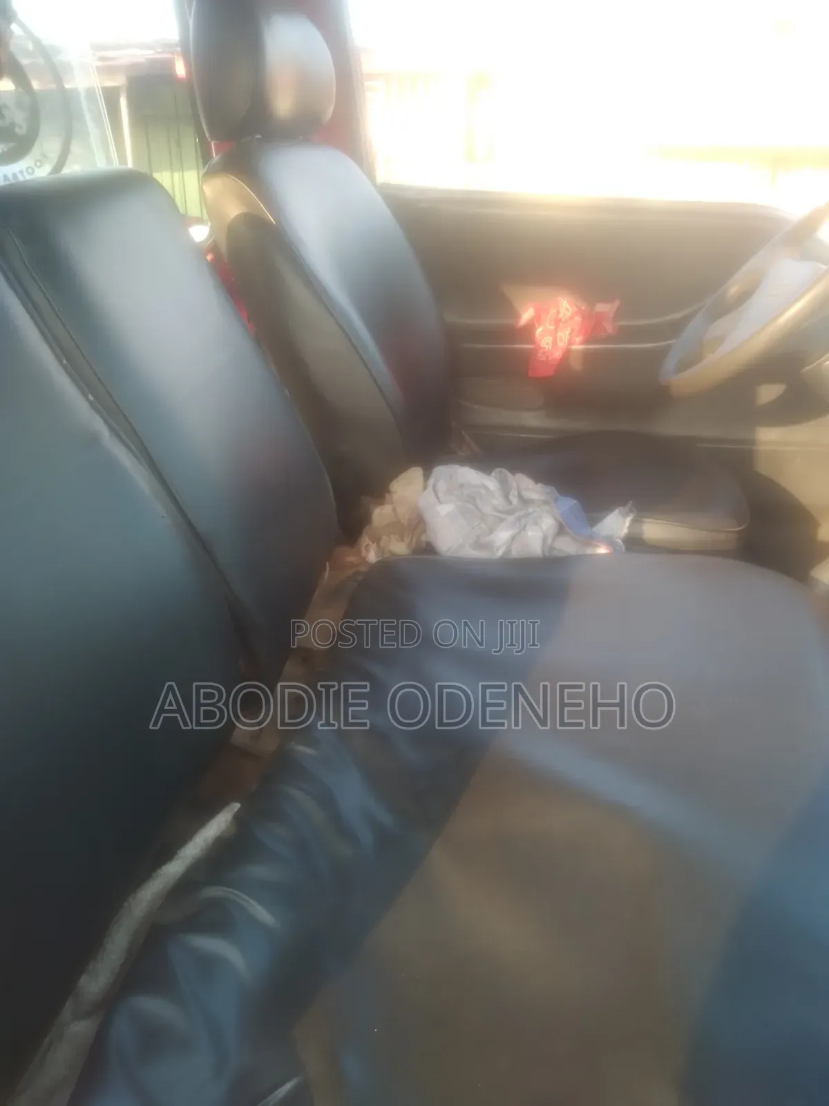 Hyundai H-100 2004 Red
