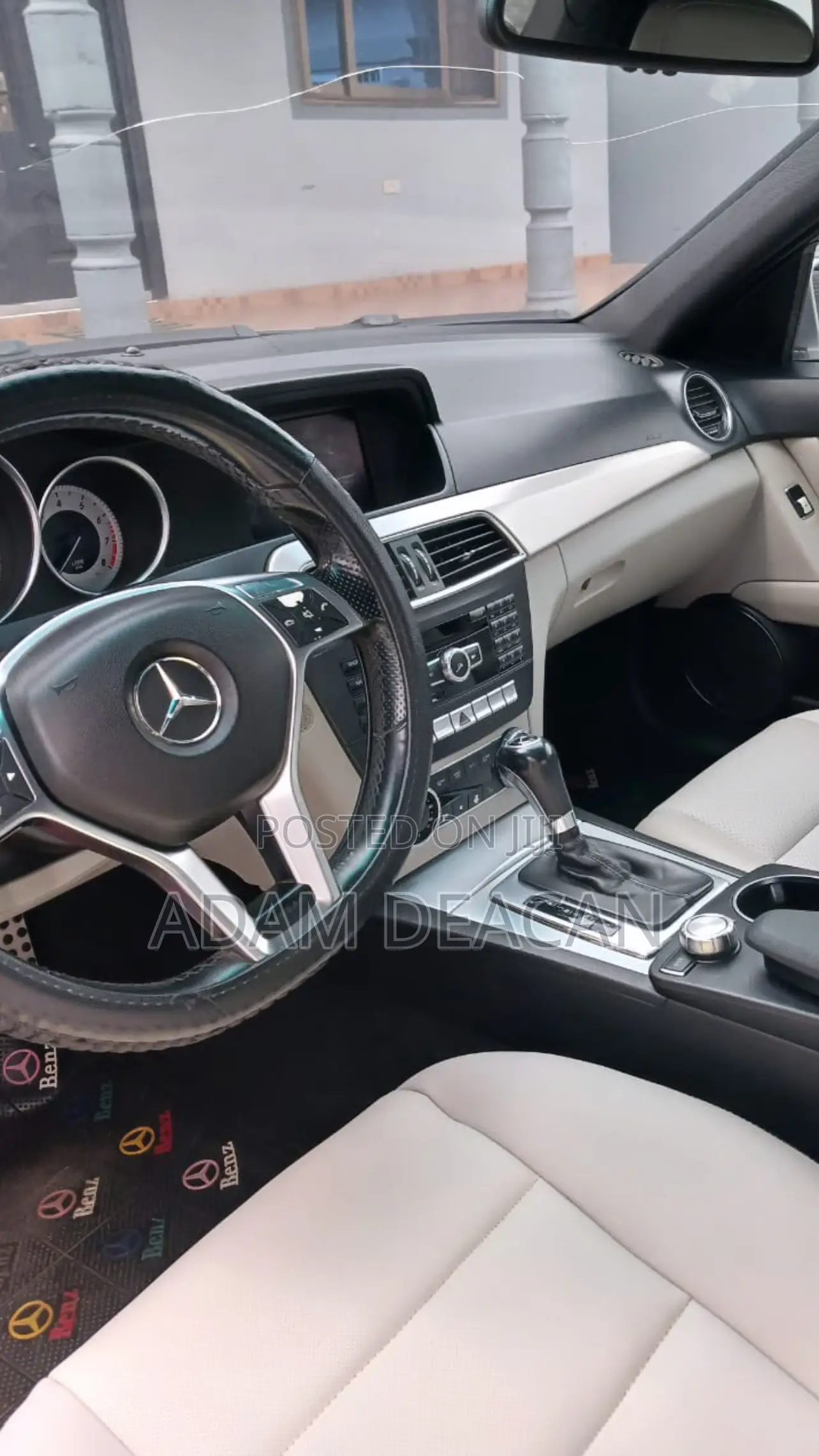 Mercedes-Benz C250 2015 Silver