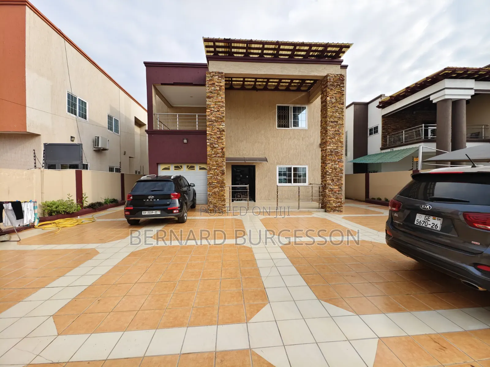 4bdrm Mansion in Boundary Road Area for rent