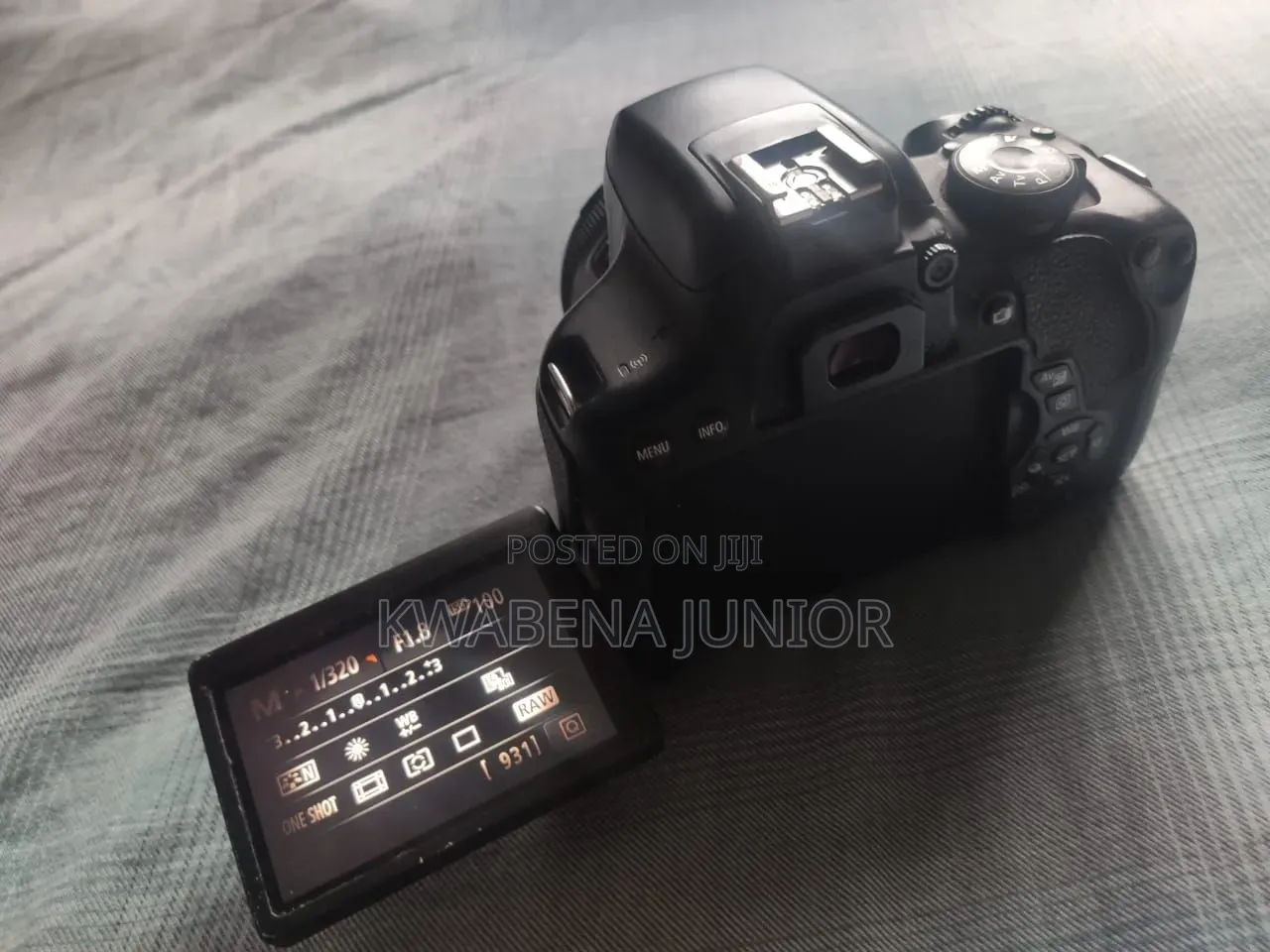Canon EOS Rebel T6i