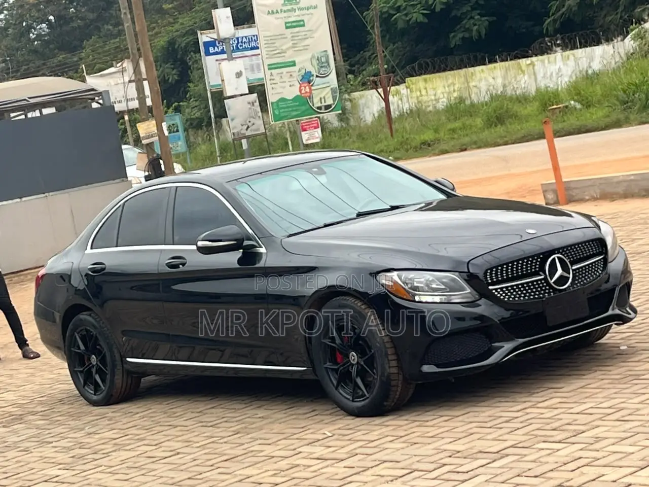 Mercedes-Benz C300 2015 Black
