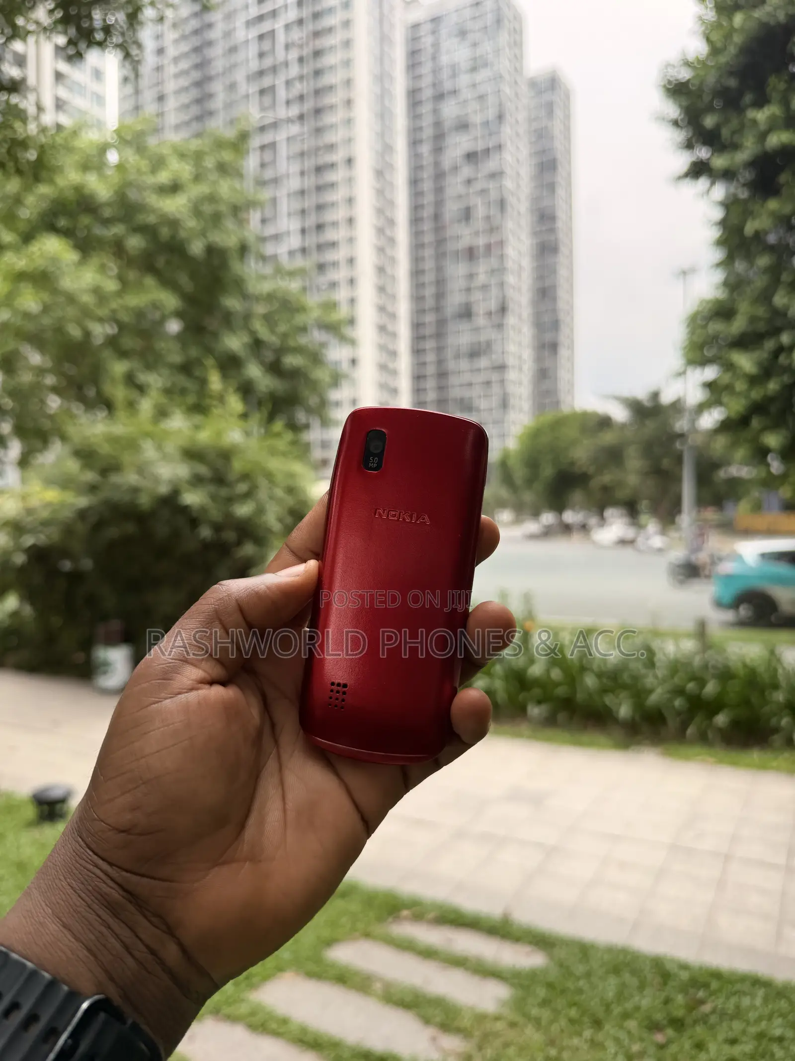 Nokia Asha 300 Red