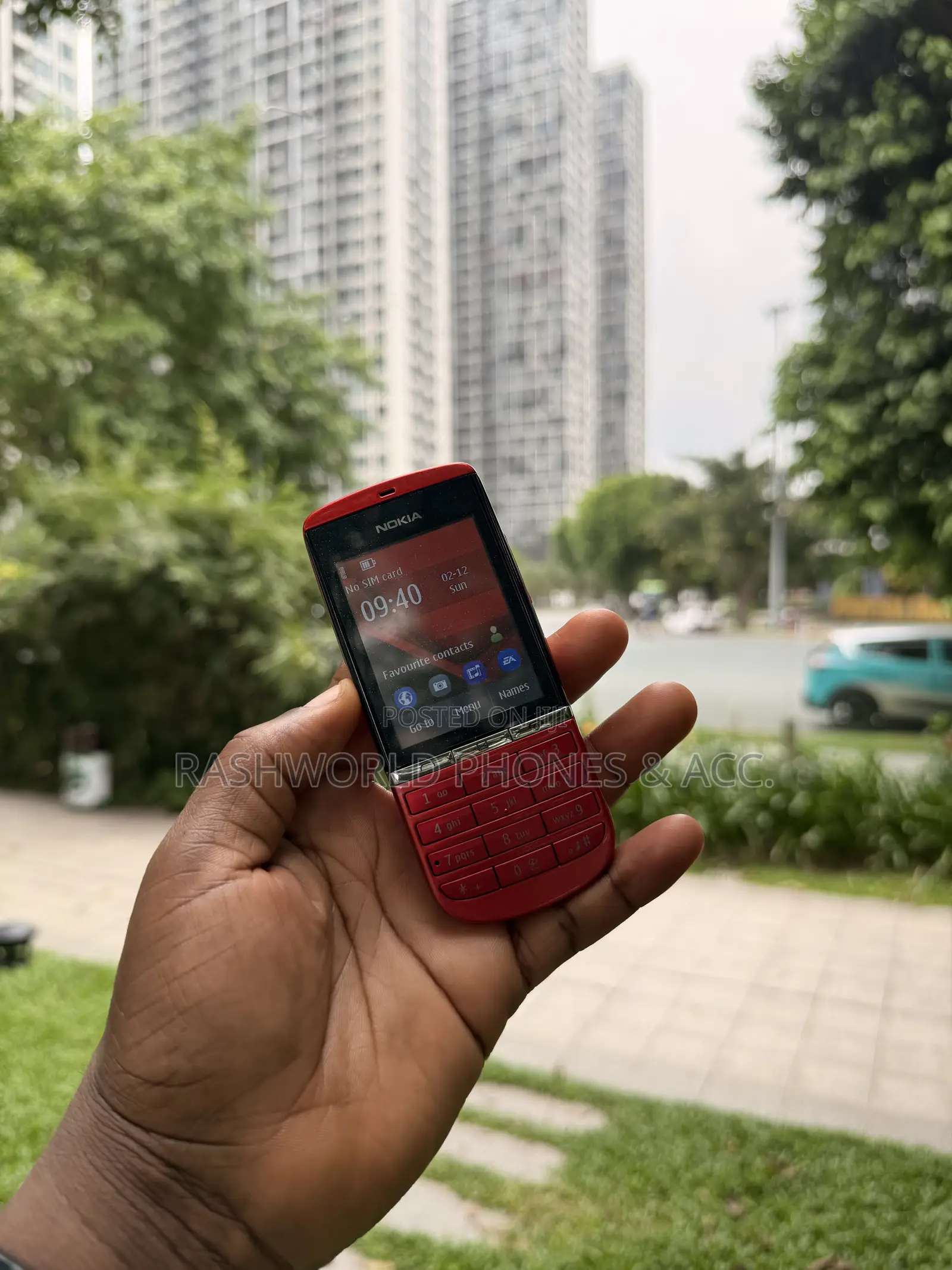 Nokia Asha 300 Red