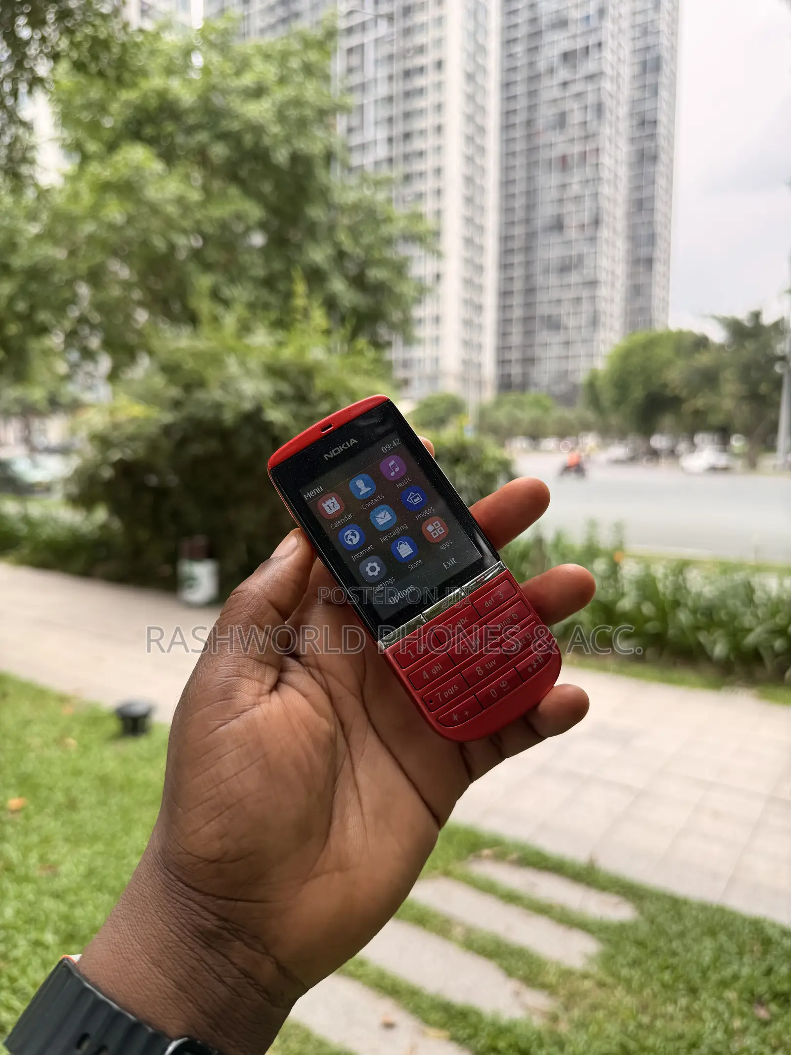 Nokia Asha 300 Red