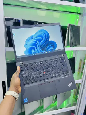 Laptop Lenovo ThinkPad T14 G2 16GB Intel Core i7 SSD 256GB