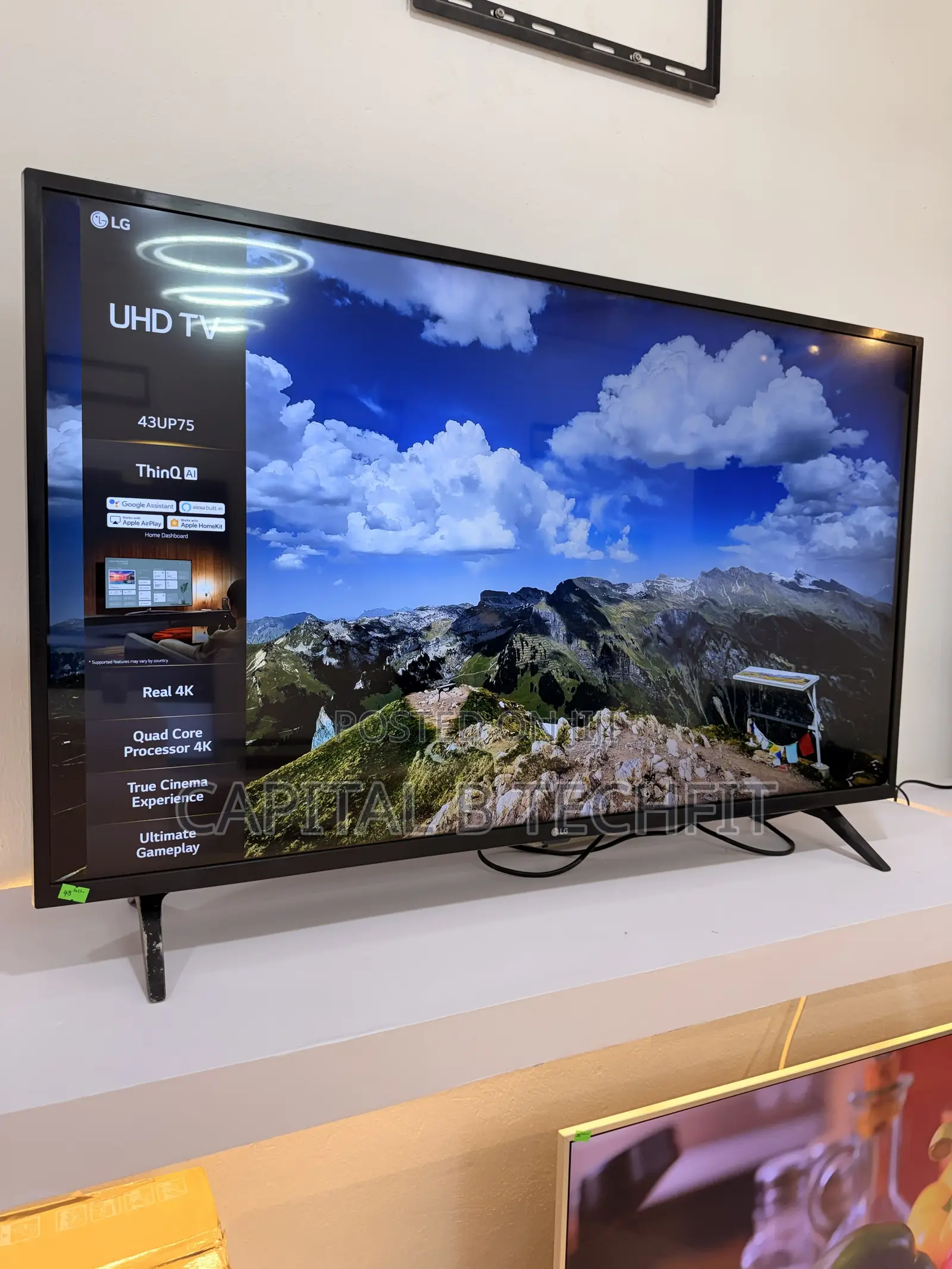 43inches Full Digital Satellite Smart LG MACHINE
