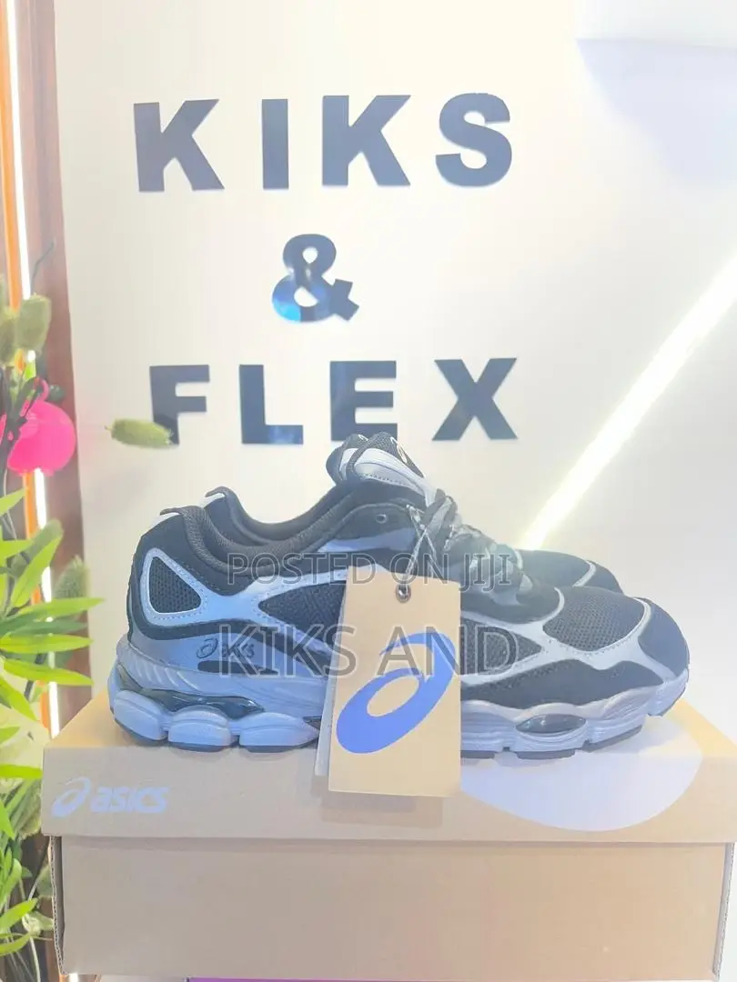 Asics Sneaker