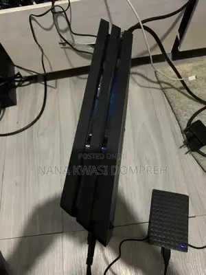 Uk 99% Almost New Ps4 Pro 1tb, With 2 Controllers